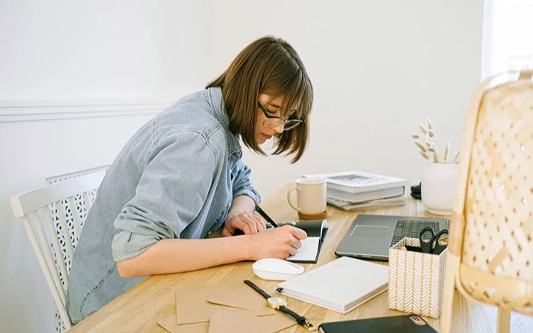 You might also be interested in this article... Cómo encontrar un trabajo remoto que se adapte a ti