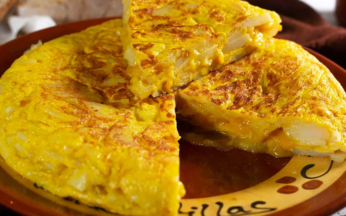 You might also be interested in this article... ¿Con cebolla o sin cebolla? Así prefieren los españoles la tortilla de patatas