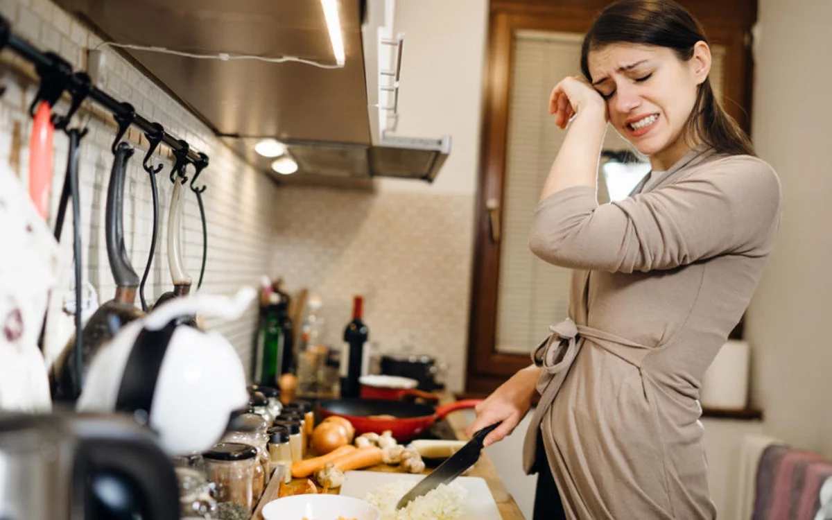 The day we discovered what onions hide... and why we end up crying when we cut them open.