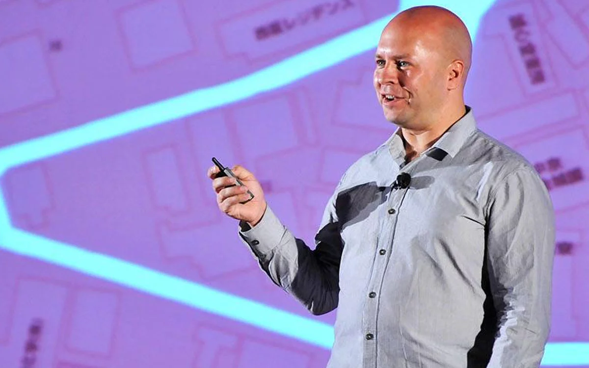 The powerful psychological theory of Derek Sivers: how to make better decisions and live authentically