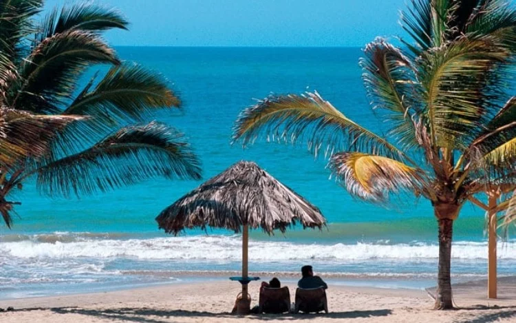 You might also be interested in this article... Viajar a PerĂº: los mejores destinos para los amantes del sol y la playa